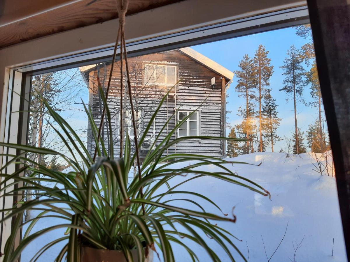 Kalix Riverside Inn, Farm Timbering Экстерьер фото
