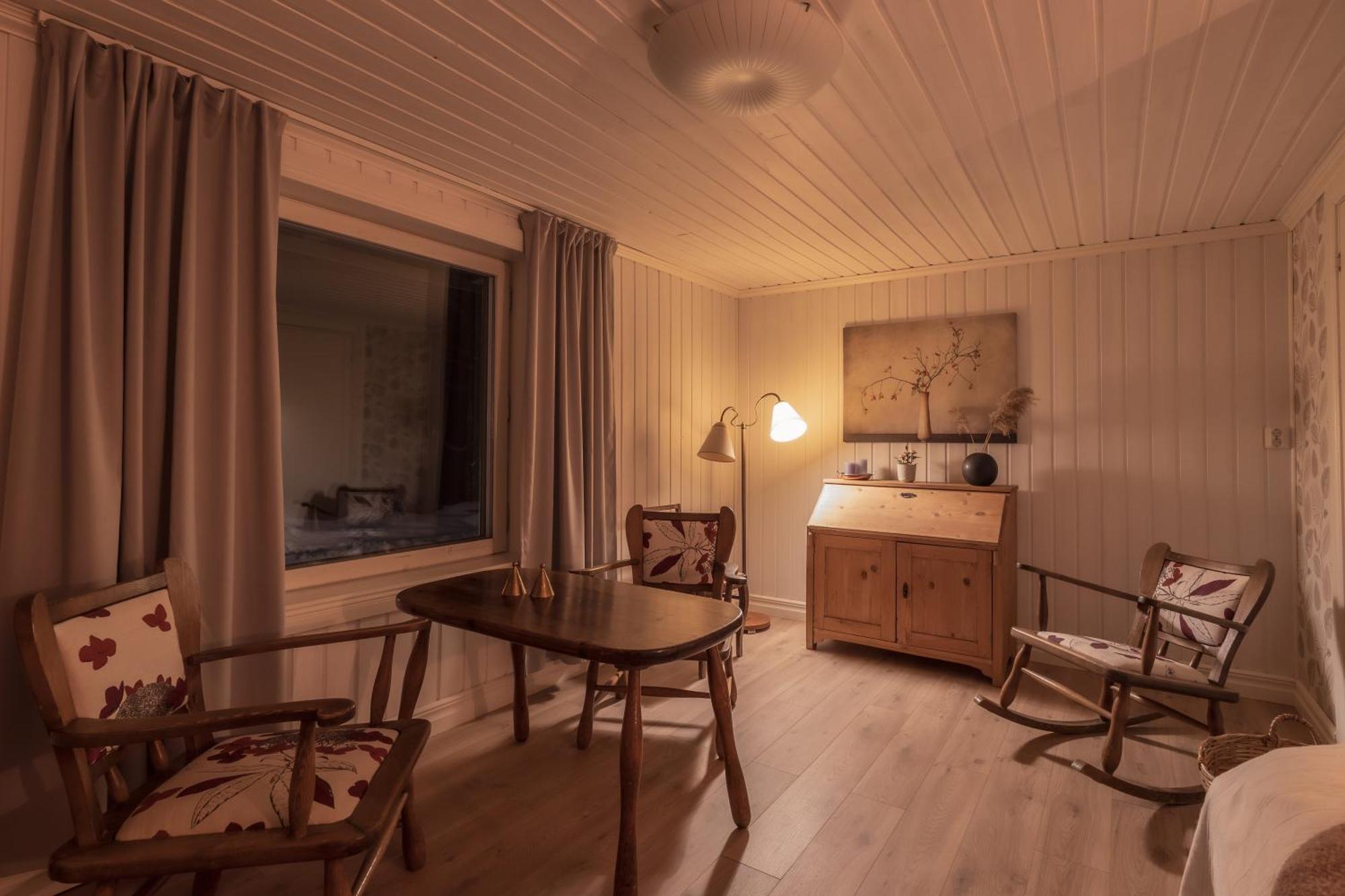Kalix Riverside Inn, Farm Timbering Экстерьер фото