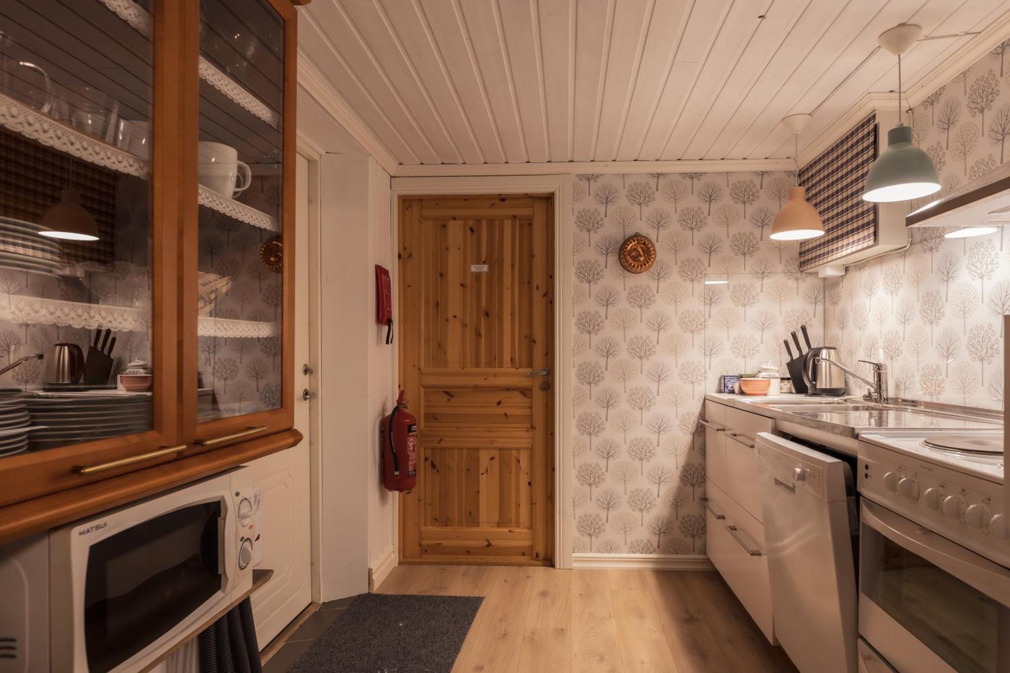 Kalix Riverside Inn, Farm Timbering Экстерьер фото