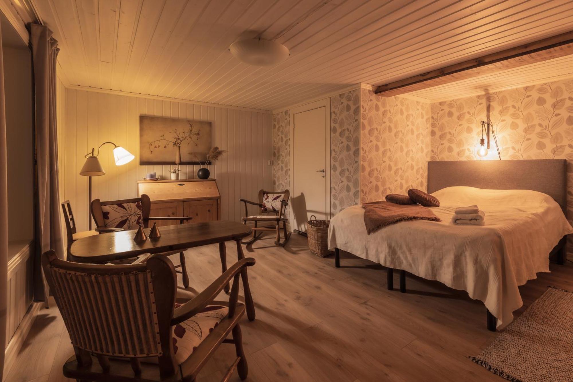 Kalix Riverside Inn, Farm Timbering Экстерьер фото