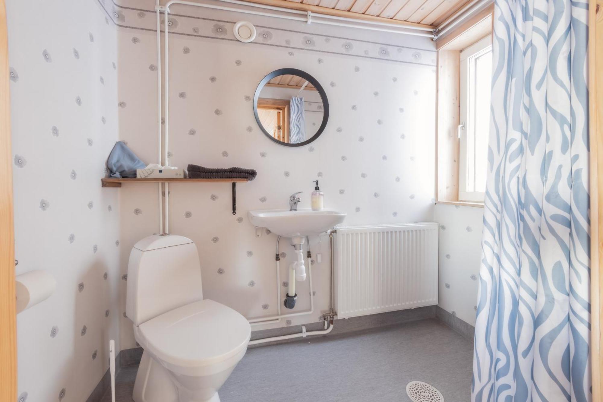 Kalix Riverside Inn, Farm Timbering Экстерьер фото