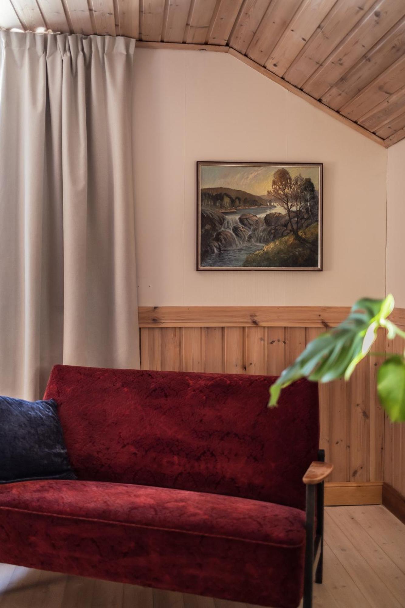 Kalix Riverside Inn, Farm Timbering Экстерьер фото