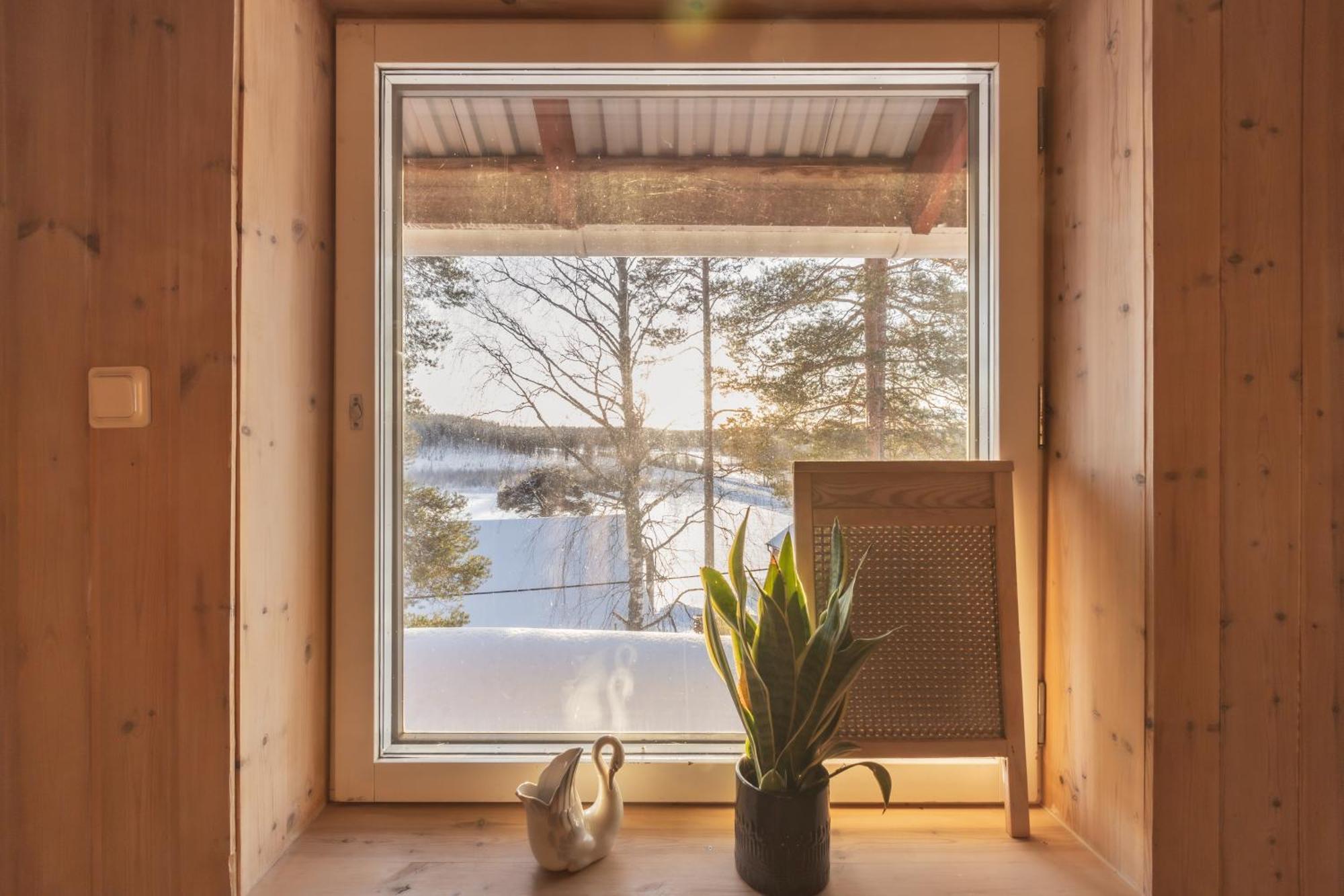 Kalix Riverside Inn, Farm Timbering Экстерьер фото