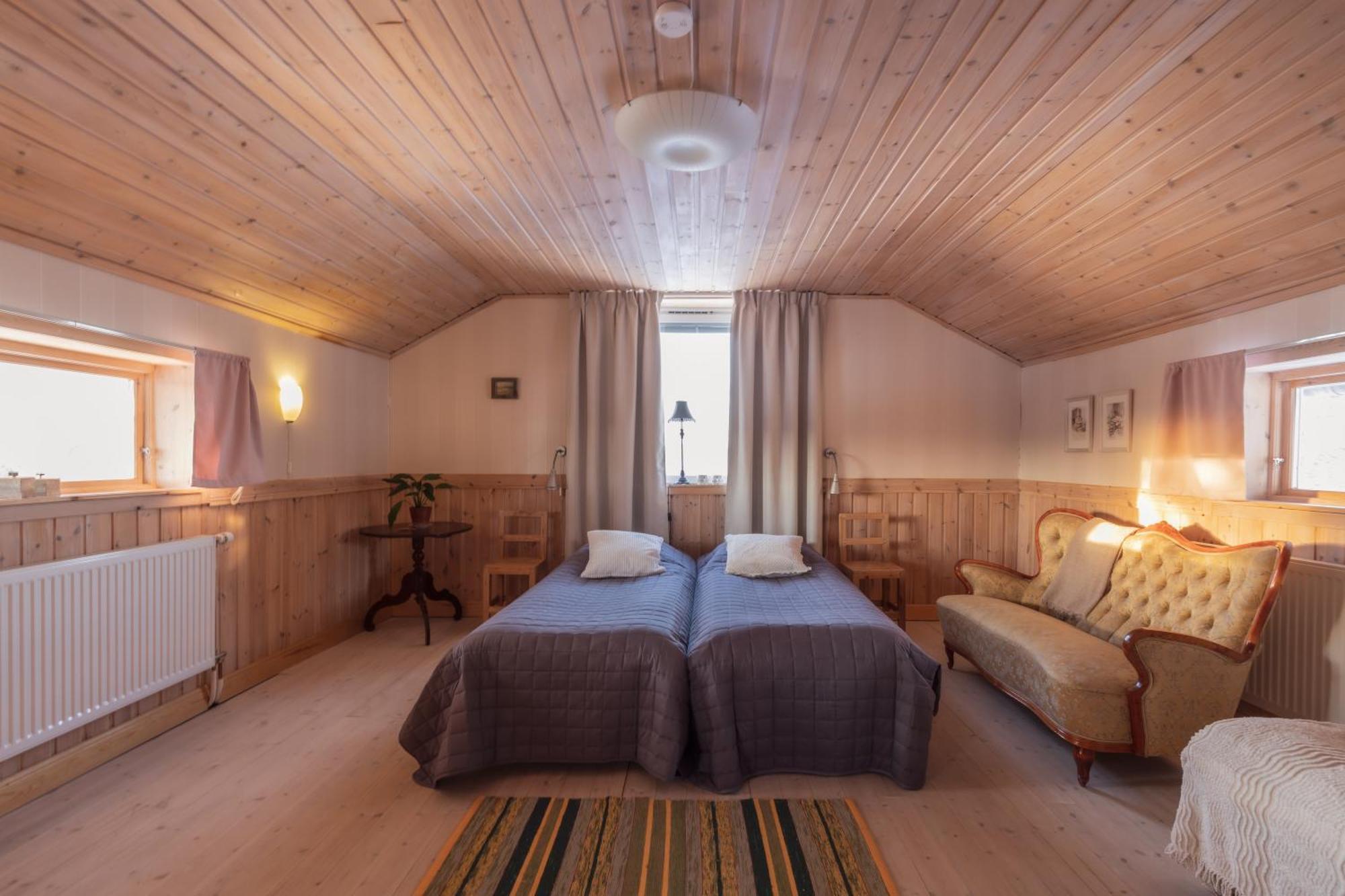Kalix Riverside Inn, Farm Timbering Экстерьер фото